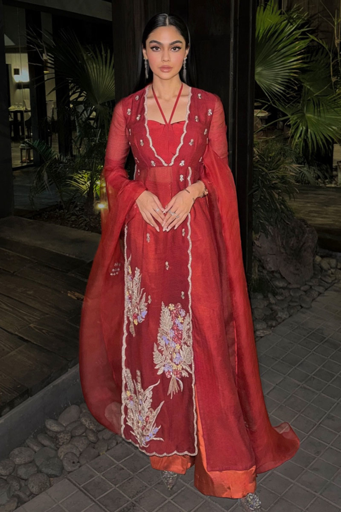 Picture of Aroha in Flower Bunch